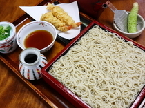 Hagi no Chaya_Tempura soba comes with two large shrimp tempura.