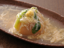 Bishokudokoro Sakuji Nishishinjuku_Whole onion soup cooked with yuba (tofu skin) sauce