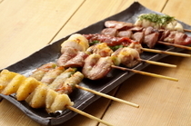Katsu Shimokitazawa_We use only the freshest chicken every day in our 8-piece skewered-chicken course!