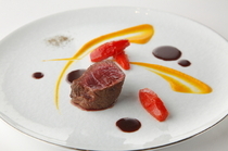 Restaurant La FinS_Matured Lean Beef Fillet Steak with a Classic Red Wine Sauce