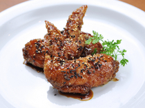 Yakitori Fukusumi Fukuan_Our "Now These Are Chicken Wings! (Fried Chicken Wings)" are a rare, fragrant treat