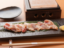 Kagura_Our "Salt/Stone Grilled Awaodori Chicken" shows you just how delicious the ingredients can taste