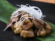 Yakitori only Restaurant Sakuraya_Akadori Goteyaki: our savory charcoal grilled free-range, domestic chicken thighs.