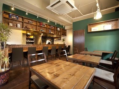 Cafe Marugo_Inside view