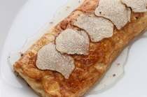 AU GAMIN DE TOKIO_Summer Truffle Souffle Omlet - White Truffle and Honey