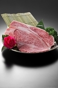 Ariran Beppu_Sizeable roast-cut high-quality beef (180g)