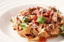 CARNEYA ANTICA OSTERIA_Our pasta dish has the genuine taste of Italy as well! [Salsiccia Pomodoro of Tagliatelle]  