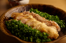 Nurukan Sato_Crispy Chicken Tempura with Mountains of Mushrooms - a popular dish, perfectly sized.