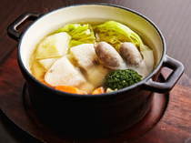 Roppakuya KADO_Kyoto Mochibuta Pork & Vegetable Delight Hot Pot: A dish with premium ingredients