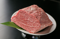 Teppan Matsuzakaya_[Fillet 100 g] Enjoy the golden ratio of red meat and fat.