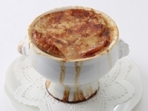 Restaurant Tani_French onion soup, popular year-round
