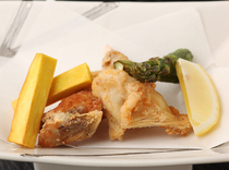Blowfish Restaurant Tokufuku_Our Kara-age utilizes the freshness of seasonal ingredients.