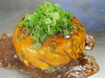 Teppanyaki & Okonomiyaki Denko Sekka Imabari Branch_The "Denko Sekka" has a fluffy texture that's irresistible.