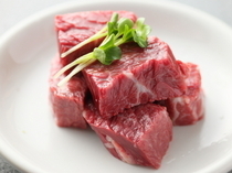 Sumibi-yakiniku Yasubee_Enjoy thick-cut beef, "Special wagyu skirt steak"