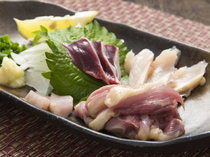 Torisen Ippo_Enjoy four delicious flavors of Torisashi, made from impeccably fresh chicken 