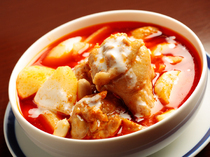 Sha Tom Yum Kung Pochana_Southern Thai curry: "Massaman Curry"