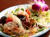 Sha Tom Yum Kung Pochana_A Thai classic, just like mom used to make: [Yam Unsen (bean‐starch noodles salad)]