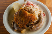 Libertin_Confit of French duck with choucroute (sauerkraut), fragrantly grilled