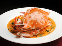 trattria e bar Buono！_Blue crab in a tomato cream sauce, a luxurious dish with rich flavor