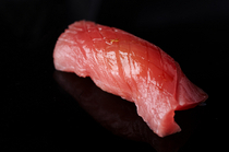 Kizushi_Tuna, sushi's main character, procured from fishing ports with a long-established reputation for good quality
