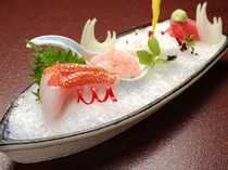 Kitazuien_Otsukuri (raw sliced seafood), prepared with the best fish of that day for a sense of the season