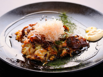Azabu Juban Romantei_Deluxe (Okonomiyaki) - mixing up all luxury ingredients in this plate in a mild taste.