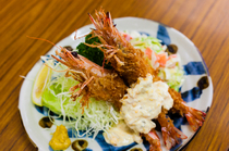 Tonkatsu Yachiyo_Deep Fried Kurumaebi (Japanese tiger prawn) Set - Our signature dish using fresh kurumaebi.