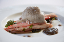 Ne Quittez Pas_Chinese cabbage and snow crab with frothy earthen dressing