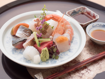 Ginza Ishizuka_Assortment of 7 types of sashimi (raw fish slices) - Have your fill of our recommended fresh fish of the day