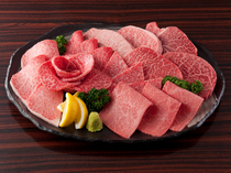 Yakiniku Okuu Shinbashi branch_Yamagata Whole Beef Plate --A heaping helping of rare cuts