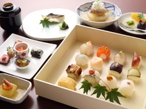 Kako Usui_Experience the flavors of the four seasons with our [Princess Sushi Emperor's Meal] A popular choice with the ladies