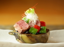 Shikiha - Kaiseki Yoshihito_[Yuri] Reasonably enjoy kaiseki (traditional Japanese cuisine) course.