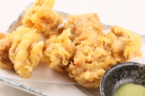 Taishuizakaya Nichibei_The "Deep Fried Food Assortment" makes for a crispy appetizer to match your Japanese sake.
