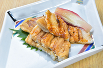 Himeji Sushi-Ichi_[Sushi Ichi] specialty "conger eel snack" that uses domestic conger eel.