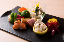 Kazumiya_[Assorted Appetizer] All tasty ingredients of the season are condensed on 1 plate