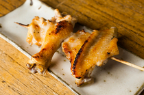 Yakitori Imai_Our signature dish is "yakitori (grilled chicken skewer) ". By using different cuts of chicken, the appeal of each cut stands out.