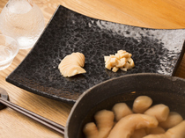 Azabu-juban Hatano Yoshiki_Handmade and here to be enjoyed in cubed form: [Gari (pickled ginger)]