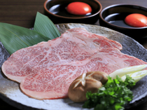 Yakiniku Kobo Shinki Oita Miyako-machi branch_Chef's recommend! [Chuck roll served with sukiyaki-style sauce]