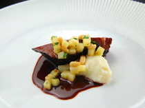 La Lucciola_“Omi beef and tongue stewed in red wine” in which Omi beef is slowly stewed for 4 hours 
