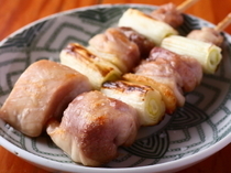 Sumibi Jidori Bishu Ayamuya_“Negima (chicken and green onion) (salt/sauce)” that demonstrates the power of ingredients 