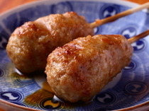Sumibi Jidori Bishu Ayamuya_Addictively juicy “chicken meatballs (sauce/salt)” 