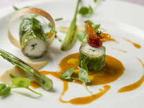 French Restaurant Mori _Abundantly colorful: "Cornetfish and spring cabbage, steamed, with bouillabaisse sauce"