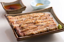 Unagi Uomasa_[Bando Taro Eel Shirayaki (lightly broiled eel without any seasoning) Extra Special] Simply pursued the original taste and tenderness of eel