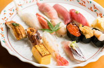 Sushi Shirahata_[Shirata Chef's Choice Sushi] lets you enjoy fresh seasonal seafood