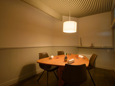 Installation Table ENSO L'asymetrie du calme_Private room