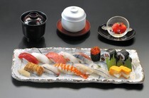Sushi Hiroshima Ajiroya Main Branch_[Lunch Only] Tokujo Nigiri Sushi (12 pieces)
