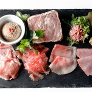 Grilled Aging Beef TOKYO Shinjuku-sanchome Branch_Assortment of Aging Wagyu Charcuterie