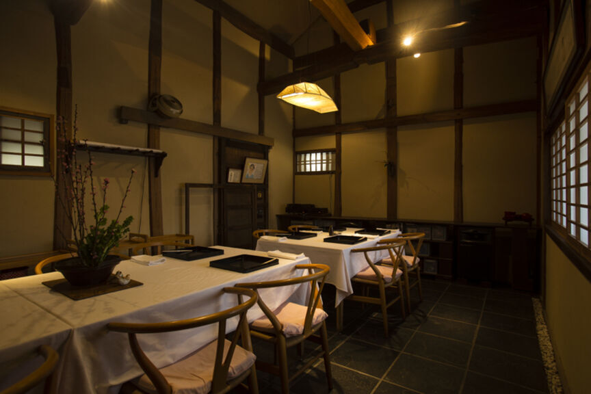 Kaiseki cuisine restaurant Hanao_Inside view