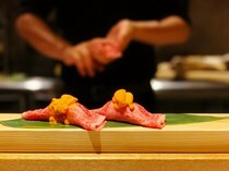 Niku Kappou Tsubomi ~hanatale~_	Gunma Beef and Sea Urchin Sushi