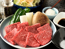 Hidagyu Tabedokoro Tengu_[Grilled Hida beef], raised in fertile nature in Gifu prefecture, has tender texture with minimum fat.   